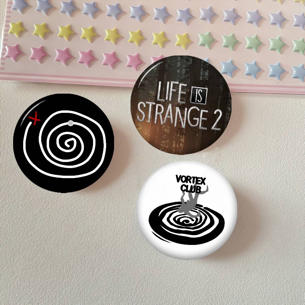 Anime Button Pin Handmade Broo - Japan Lifestyle 评论和价格
