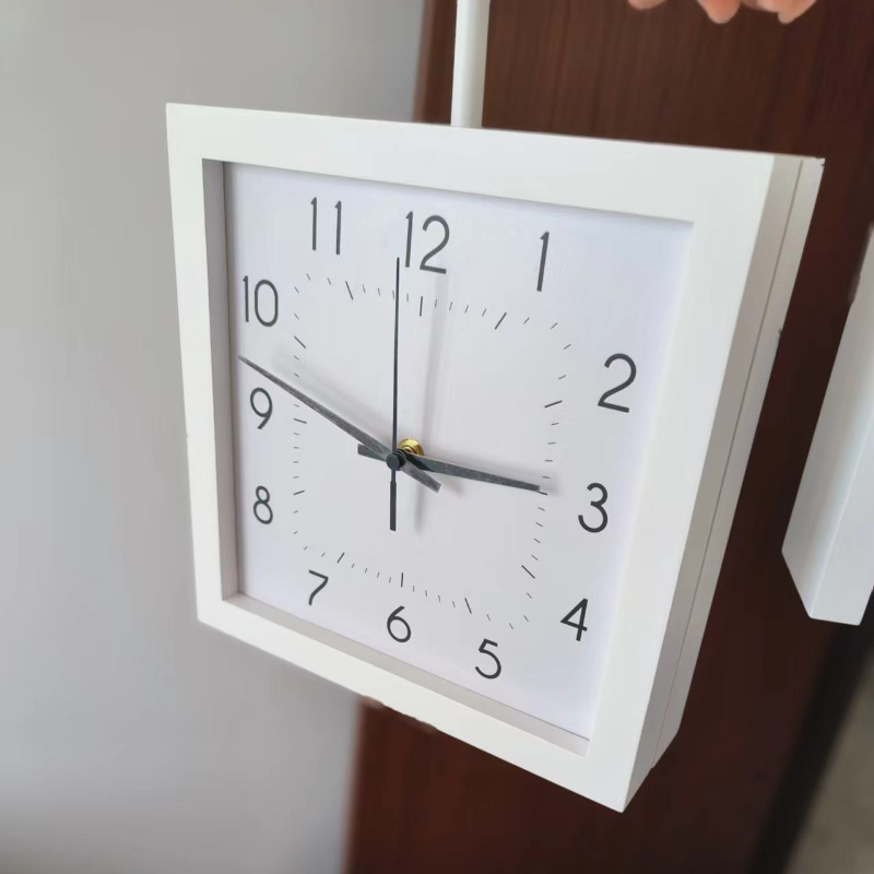 Wooden Double Sided Wall Clock - Japanese Living Lifestyle 评论和价格